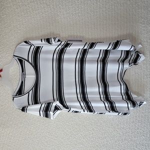 Peace & Pearls Woman's White Black Striped Top Crew Neck Short Sleeve Size XL